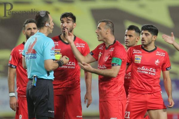 به رغم اعتراض پرسپولیس؛ غیبت سیدجلال حسینی مقابل ذوب آهن به رغم اعتراض پرسپولیس؛ غیبت سیدجلال حسینی مقابل ذوب آهن قطعی است